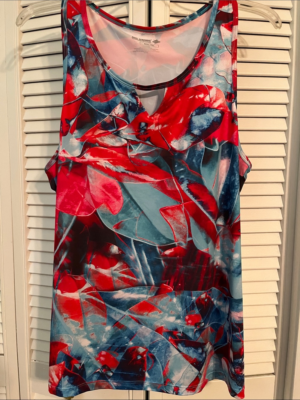 Reel Legends Red & Blue Abstract Tank Top